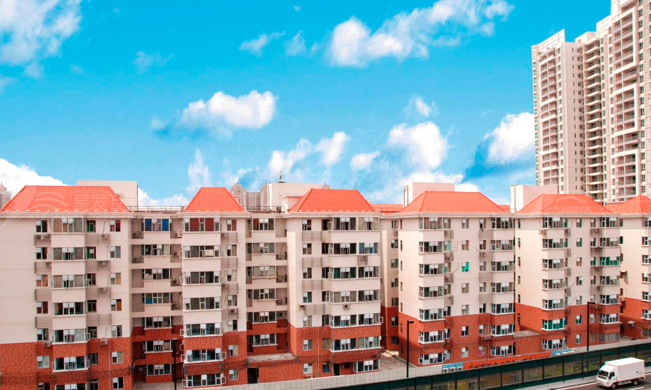 平改坡工程用合成樹脂瓦的優(yōu)勢，不僅僅是提升城市形象那么簡單！